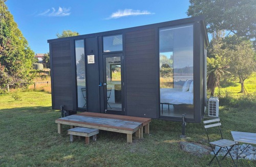 Hokitika House | Rimu View 4 by Tiny Away