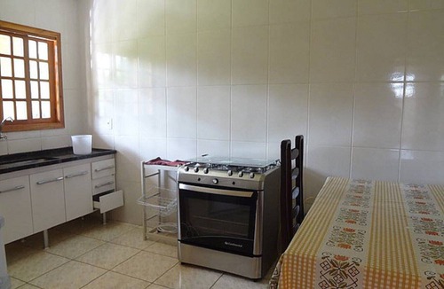 Eden House | RINCÃO DOS LARANJAIS ESTATE. CONDOMINIUM 24 HOUR SECURITY 5 BEDROOMS AND WIFI.