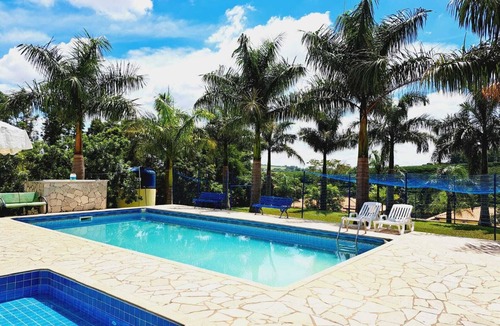 Eden House | RINCÃO DOS LARANJAIS ESTATE. CONDOMINIUM 24 HOUR SECURITY 5 BEDROOMS AND WIFI.