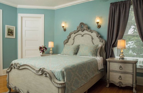Baraboo Bed & Breakfast | Ringling House Bed & Breakfast
