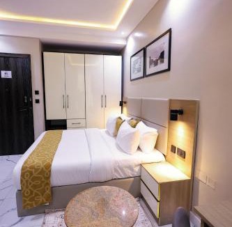 Ikeja Hotel | Ringruby Hotel, Oduduwa Way