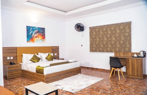 Sangotedo Hotel | Ringruby Hotel, United Estate