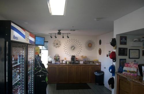 Needles Hotel | Rio Del Sol Inn Needles