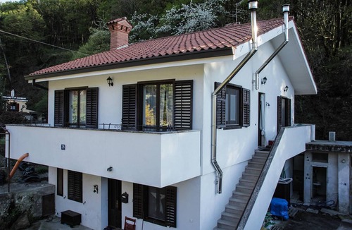 San Giovanni-Chiadino-Rozzol Bed & Breakfast | Rio Farneto B&B
