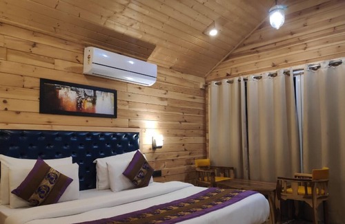Lansdowne Hotel | Rio Resort