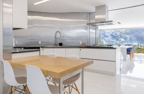 Vidigal Villa | Rio006 - Exceptional Oceanfront Residence in Leblon