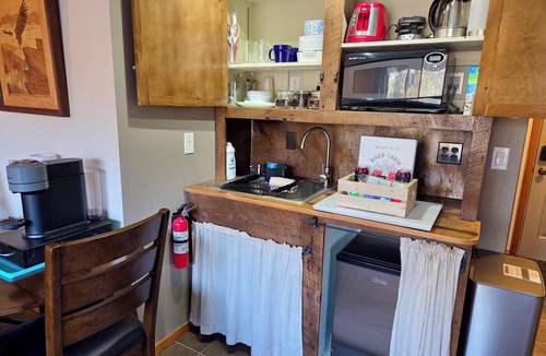 Winthrop Apartment | Rippling River Suite in Winthrop WA!