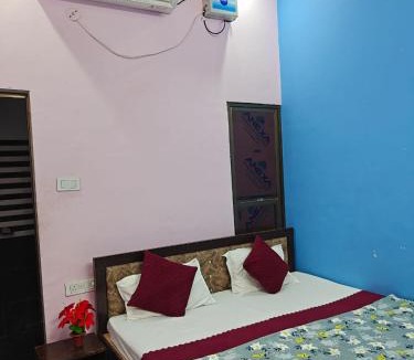 Ayodhya Apartment | Riskla hotel Near-Ram Mandir 700M