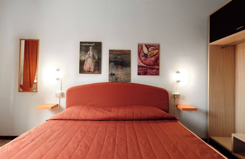 Tradate Hotel | RISTORANTE TRADATE CON ALLOGGIO SNC