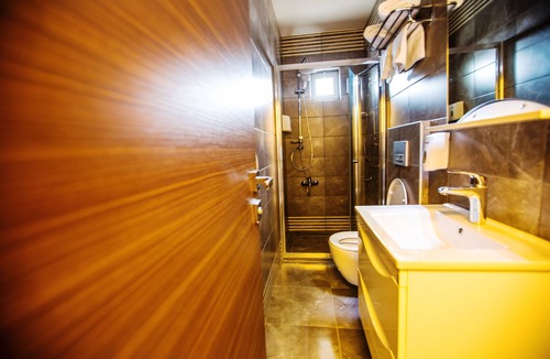 Izmit Hotel | Rivada Hotel