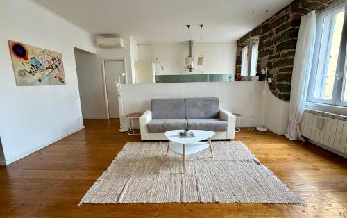 Barriera Vecchia-San Giacomo Apartment | RivApartments2 FREE private parking