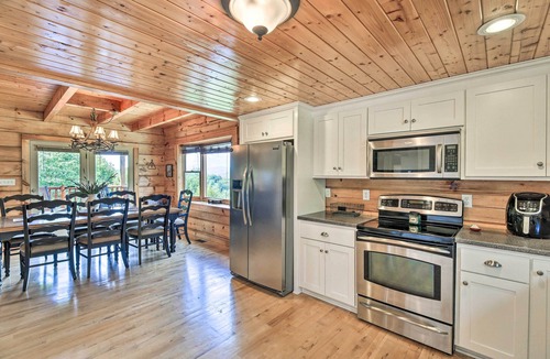 Piney Creek Cabin | River Access & Game Room: Piney Creek Cabin!