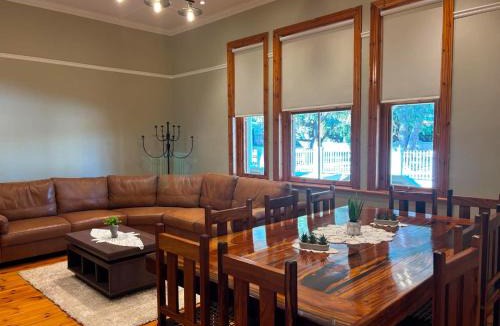 Cradock House | River and Ridge