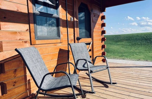 Canistota Cabin | River Bluff Cabins | Cabin 1 | Private Hot Tub