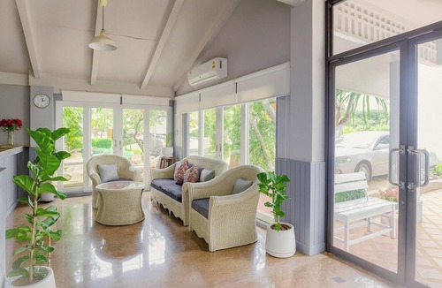 Sop Ruak Hotel | River Breeze Chiangsaen