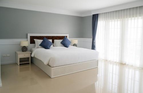 Sop Ruak Hotel | River Breeze Chiangsaen