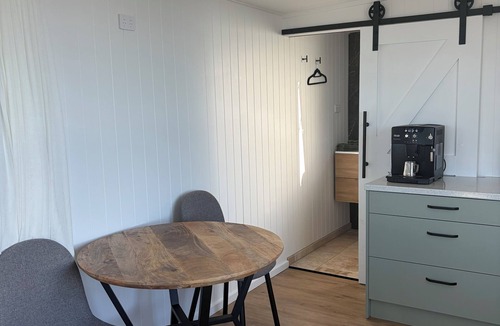 Kaitake Cabin | River Deep Mountain High Retreat. For couples to share quality time relaxing.