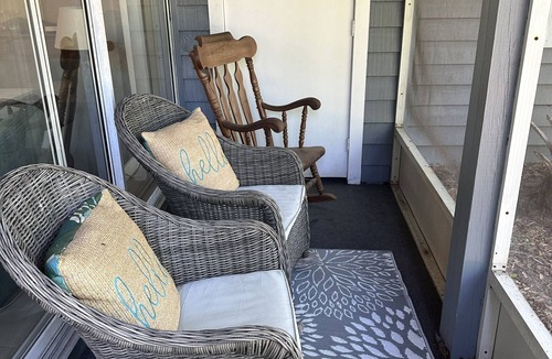Dunnellon Condo | RIVER FRONT OASIS-1ST FLOOR-Screen Porch-Minutes to RAINBOW RIVER! Free Kayak!