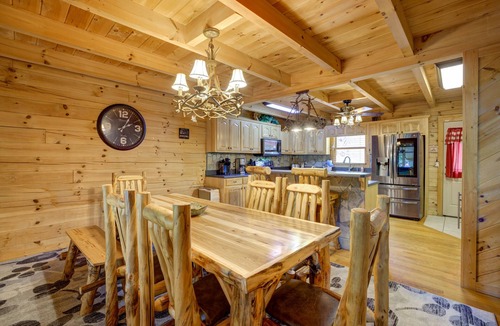 Helen Cabin | River Haus - Riverfront Luxury Lodge in Downtown Helen