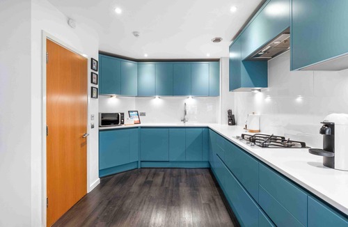 Shoreham-by-Sea House | River Heights With Views Parking |By My Getaways