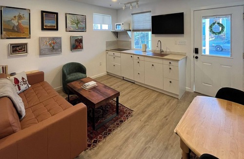 Richmond Apartment | River Hill Home