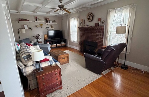 Clayton House | River Home