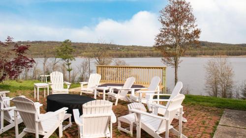 Catskill House | River House by AvantStay