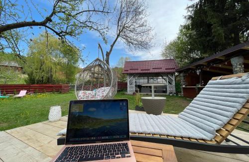 Bran Villa | River House