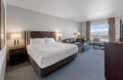Boardman Hotel | River Lodge And Grill