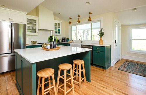 Bridgewater House | River Mill House -Riverside Historical Home in the beautiful Shenandoah Valley