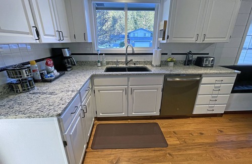 Spokane House | RIVER PARK HOME with GARAGE & EV CHARGER, Spa, Home Theatre + Arcade, 3,000 SqFt