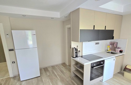 Lara Apartment | River Park Residence Lara