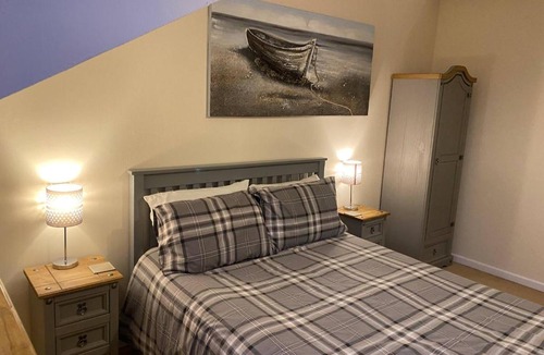 St Neots Apartment | River Penthouse Apt 2BR Parking View St Neots Town Centre