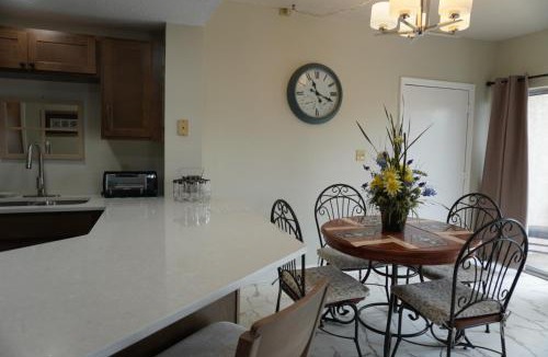 Pigeon Forge House | River Place Condos #411 3BD
