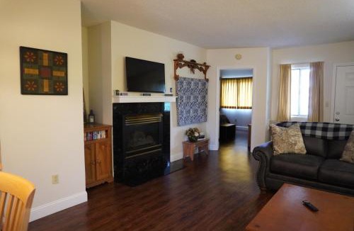 Pigeon Forge House | River Place Condos #508 2BD