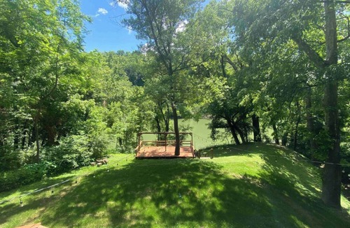 Richmond House | River Relaxation - Calm Riverfront Home in Winchester Kentucky