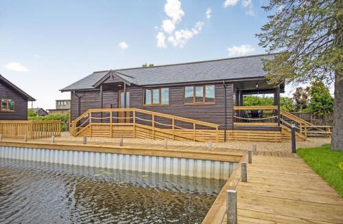 Brundall House | River Rest-B6863