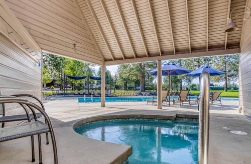 Century West Villa | River Ridge 414ab