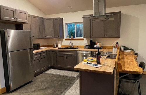 Aberdeen Apartment | River Run Apartment