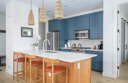 Rendezvous House | River Run Chalet 101 I Great Views I Private Hot Tub I Activity Program
