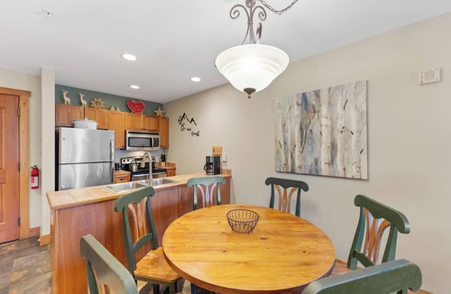 River Run Condo | River Run Condo Close to Gondola, Shops and Dining, Scenic Views from Balcony