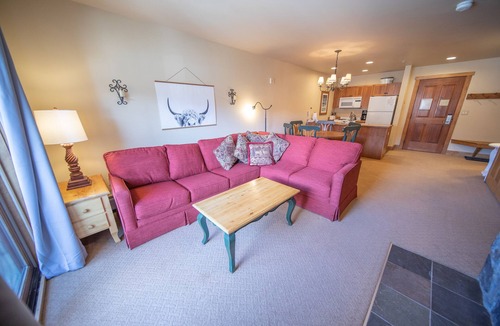 Montezuma Condo | River Run Condo, Walk to Shops, Pool/Hot Tub