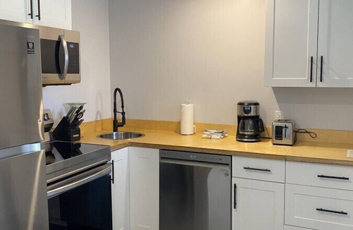 Clearwater Apartment | River`s Edge Scoria Suite