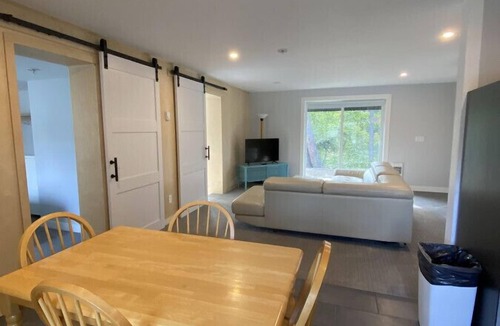 Clearwater Apartment | River`s Edge Scoria Suite