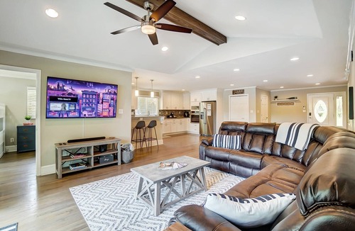 Harbor House House | River's Edge - Waterfront, Firepit, Gameroom, Near City, Pets OK, Private Dock For Swim & Fishing!