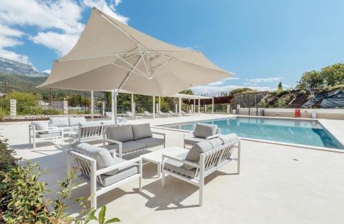 Igalo Apartment | River side 5