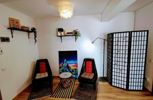 Floresti Apartment | River side apartment with terrace