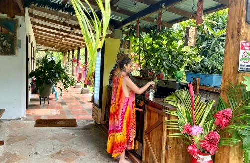 Las Horquetas Hotel | RIVER SIDE LODGE