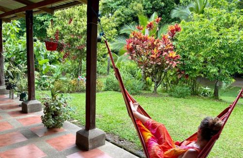 Las Horquetas Hotel | RIVER SIDE LODGE