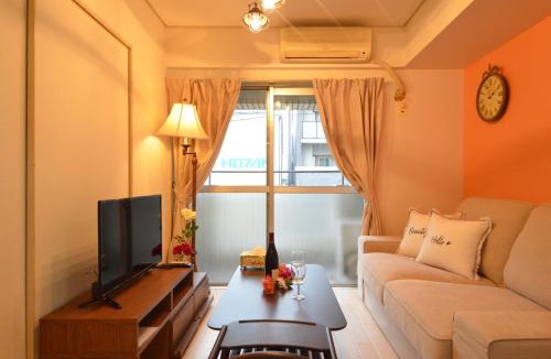 Namba Apartment | River Side Namba 401